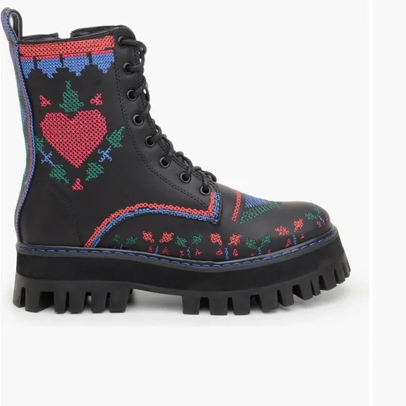 FARM Rio Black Boots with Red and Blue Accents - Picture 3 of 13